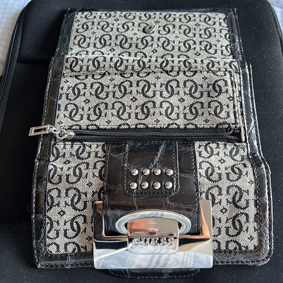 Guess Wallet - Classic G Logo - Picture 5 of 6